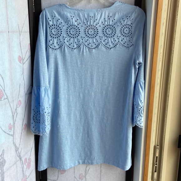 Absolutely cute sky blue embroidered tunic in size S - Picture 5 of 9